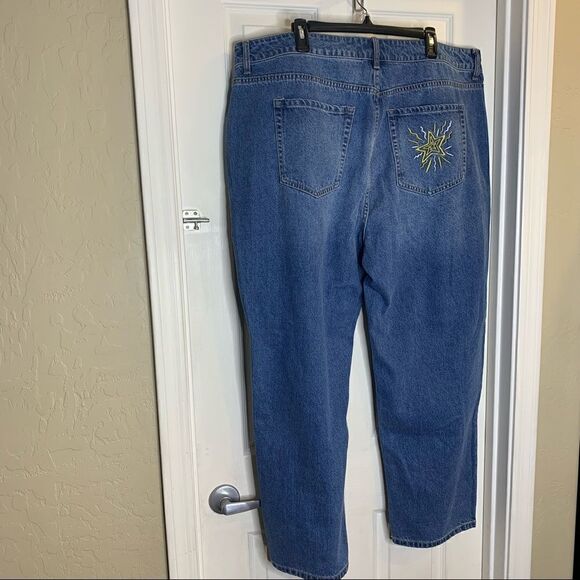 Forever 21 Plus Size Embroidered Star Jeans size 3X - Picture 9 of 11